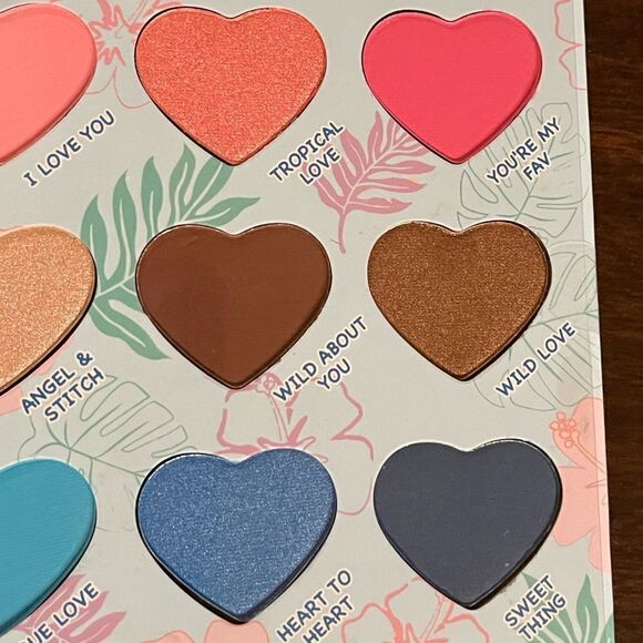 Disney Lilo and Stitch Love Eye Shadow Palette NWT - Picture 8 of 11